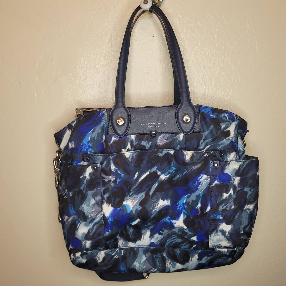 - Marc Jacobs by Brown Preppy Nylon Eliz-a-baby Tote bag Shopper Logo Wome…